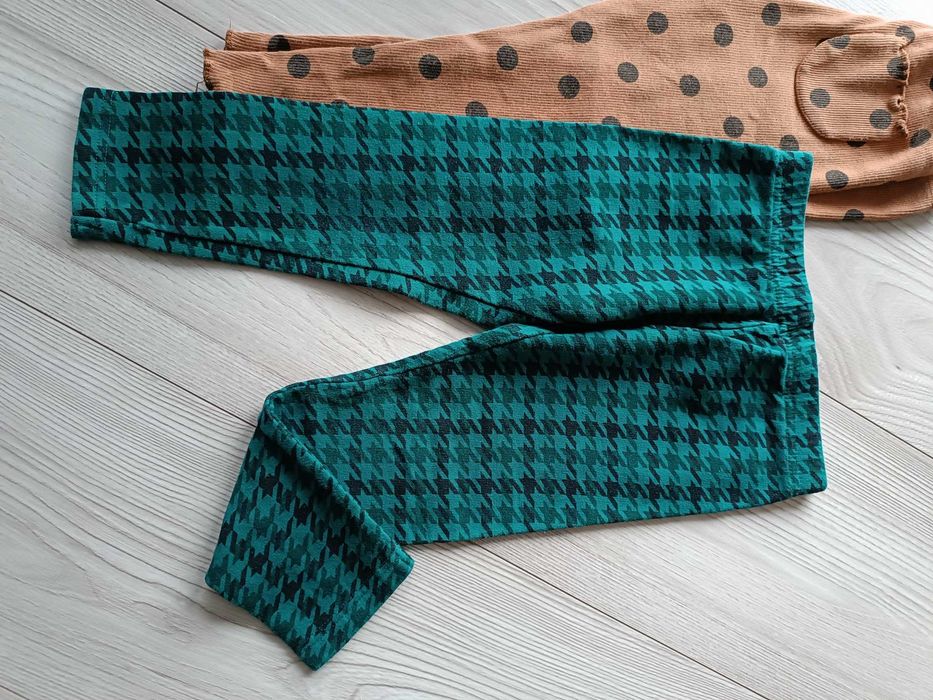 Spodnie legginsy dla dziewczynki używane 2 sztuki, rozmiar 104 cm