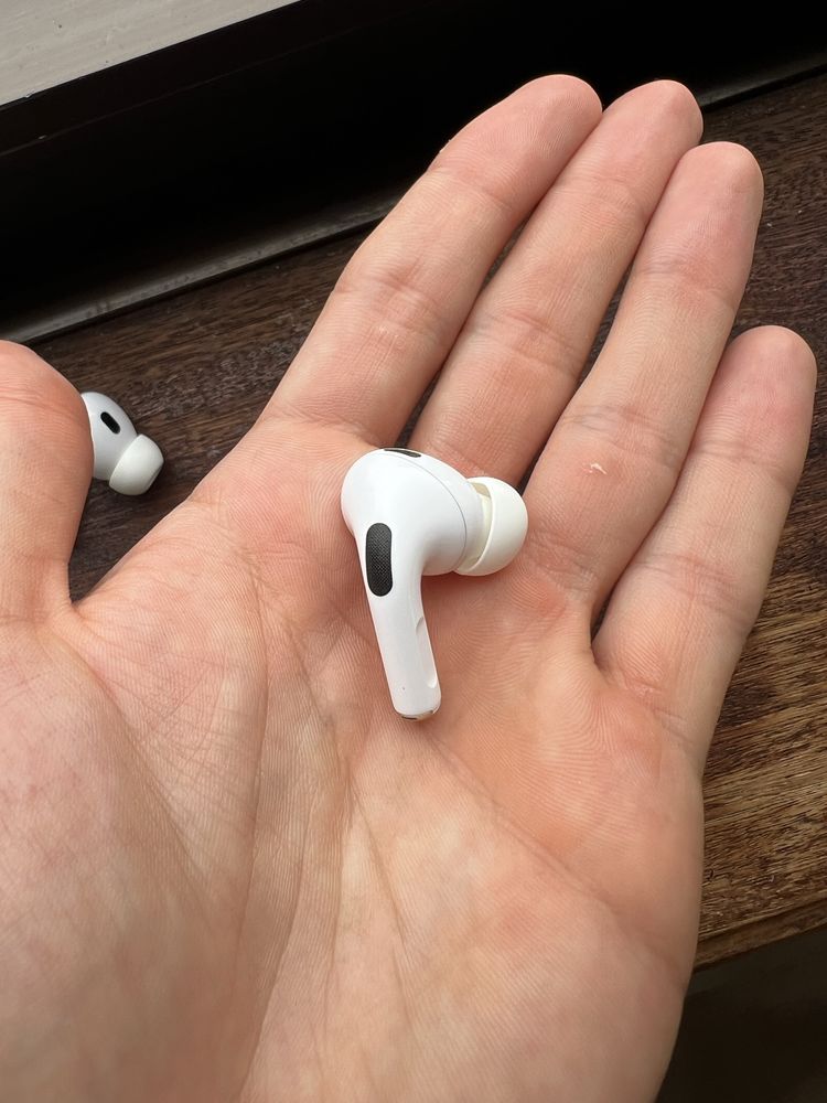 Apple AirPods Pro 2 Generation - Noise Cancelling com fatura Apple