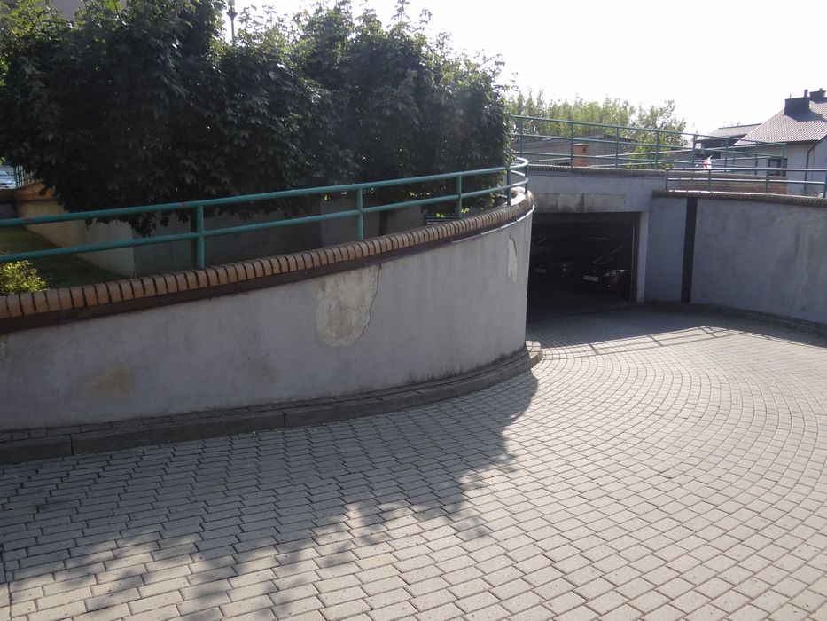 Wynajmę podziemne miejsce parkingowe Lublin ul.Słomkowskiego