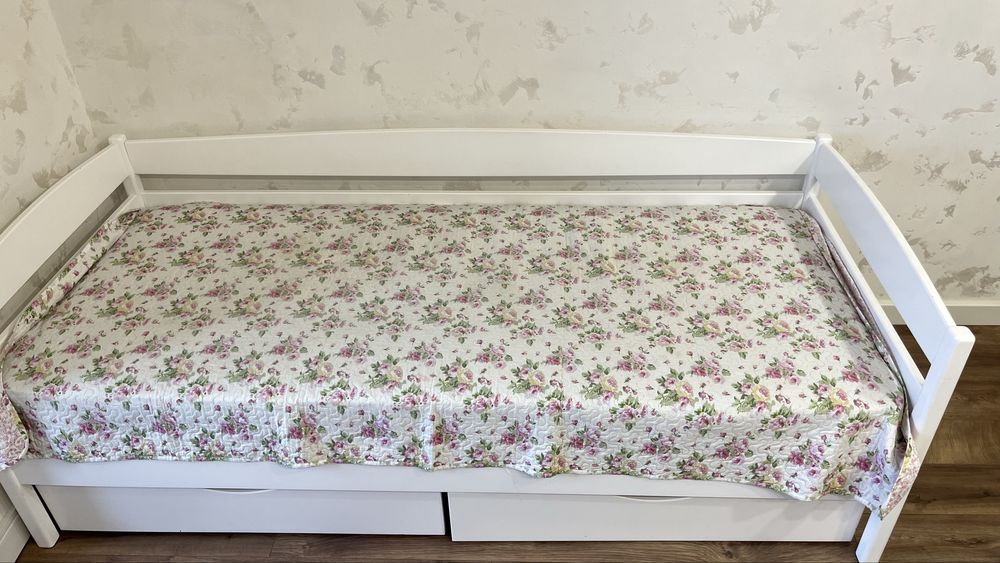 Ліжко біле односпальне