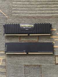 Дві планки оперативної пам‘яті DDR4