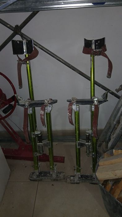 Vendo moletas para trabalhar em altura