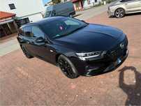 Opel Insignia Sprzedam opel insignia B kombi 2020 black edition