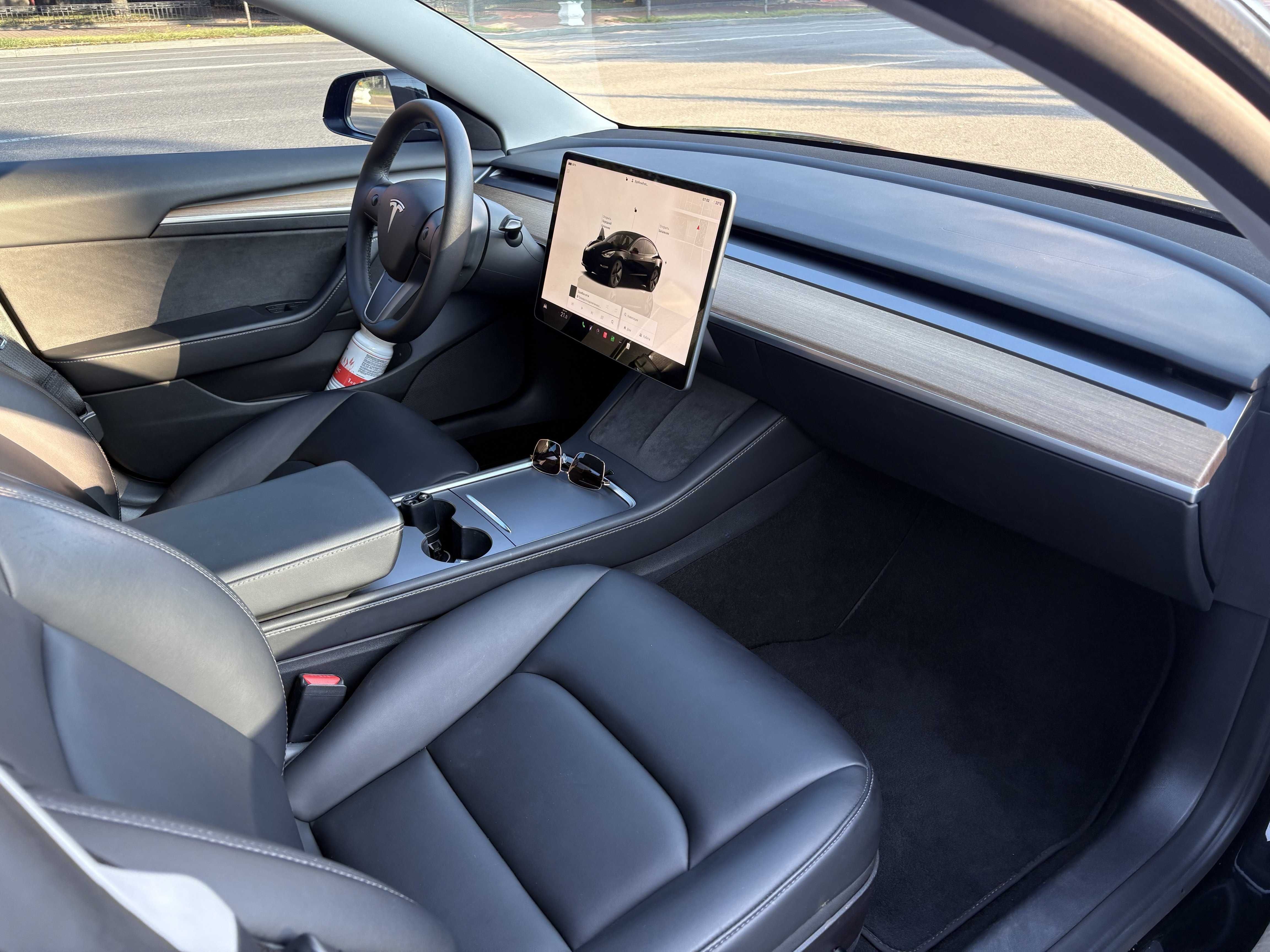 Tesla Model 3 Long Range Dual Motor AWD 2022 року