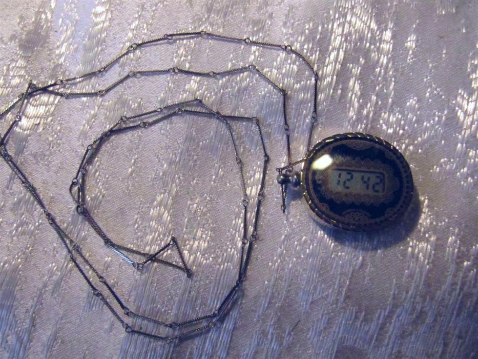 Часы-кулон Электроника Камертон - 67К, в коллекцию, на цепочке, новые