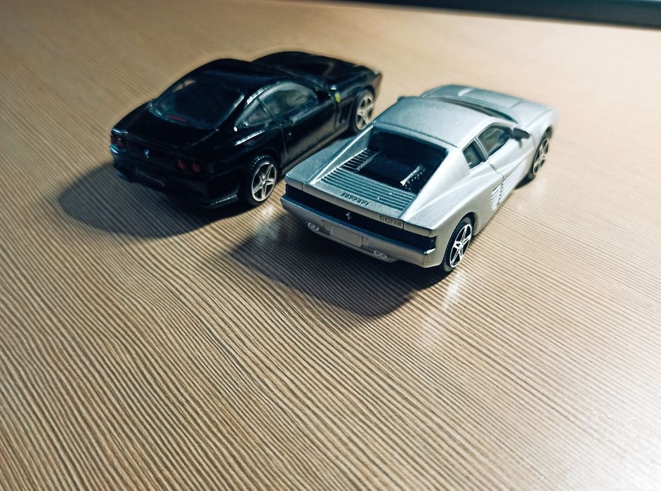 Bburago Porsche Cayenne Turbo, Jaguar XKR-S, Porsche 911 GT3, Ferarri