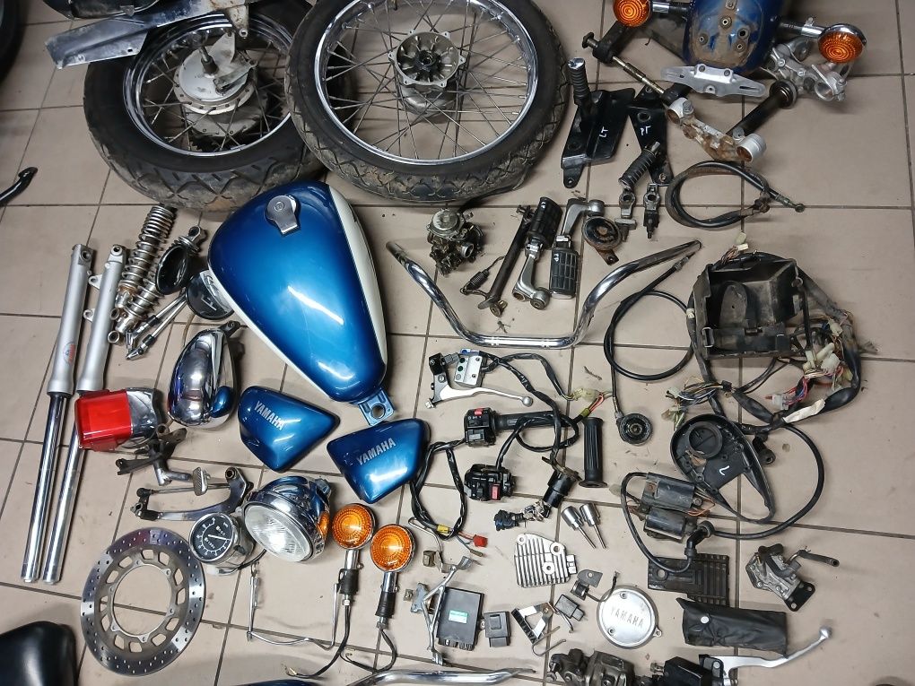Virago 125 koła części silnikowe lagi bak lampa xv125 licznik