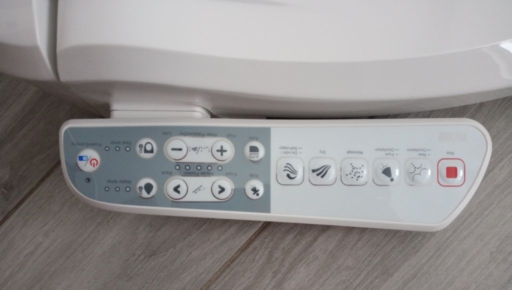 Elektroniczna inteligentna toaleta bidetowa Flory