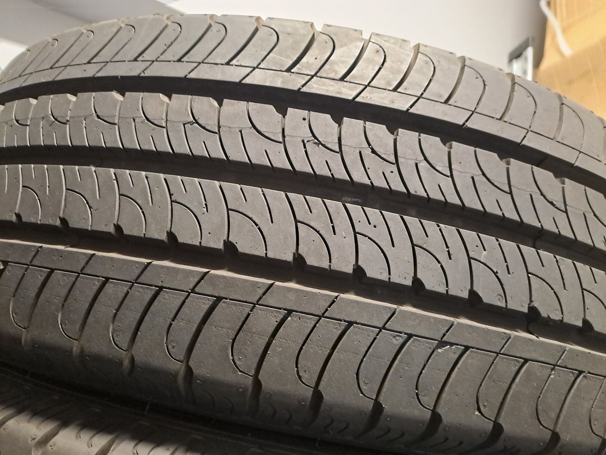 4 opony 215/65 R16C GoodYear EfficientGrip Cargo