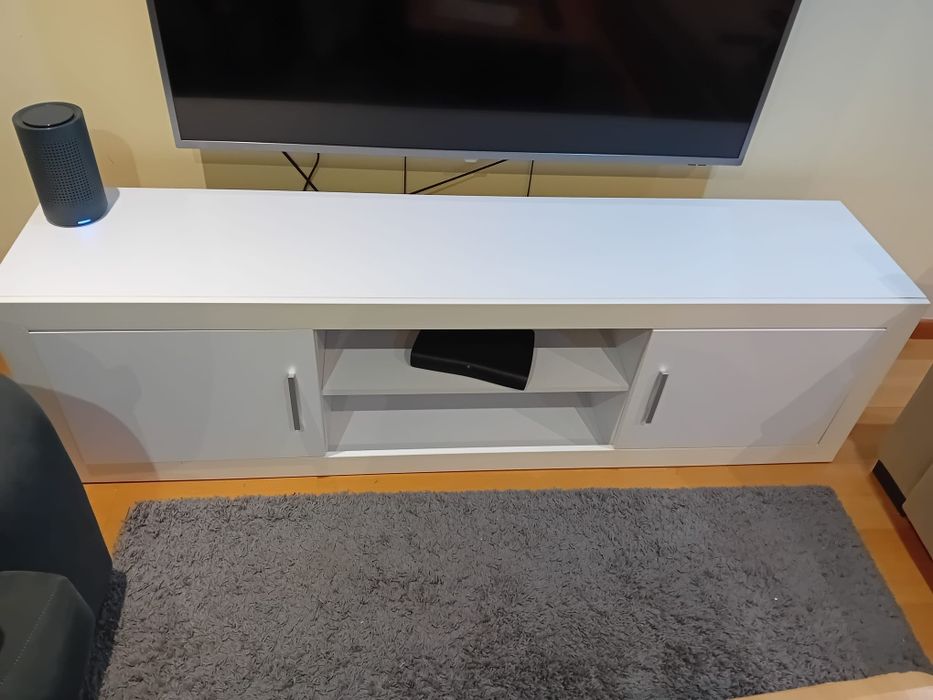 Estante TV branca