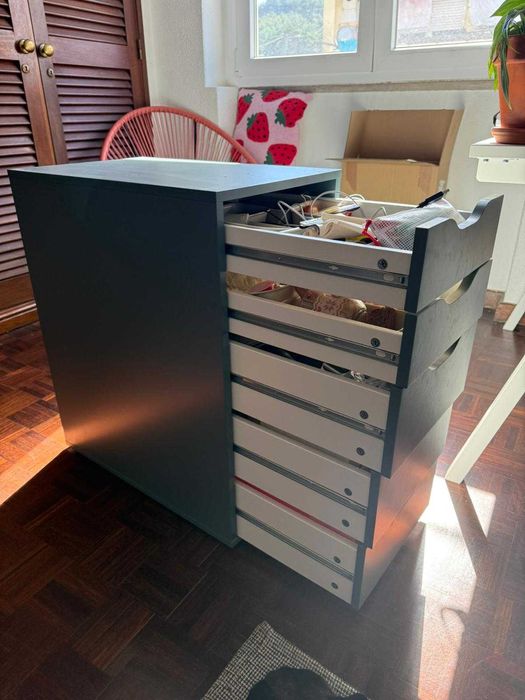 Gaveteiro IKEA ALEX Azul-Petróleo – 5 Gavetas, Impecável (Margem Sul)