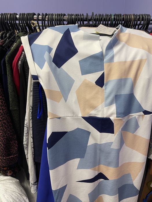 Продам одяг оптом з магазину