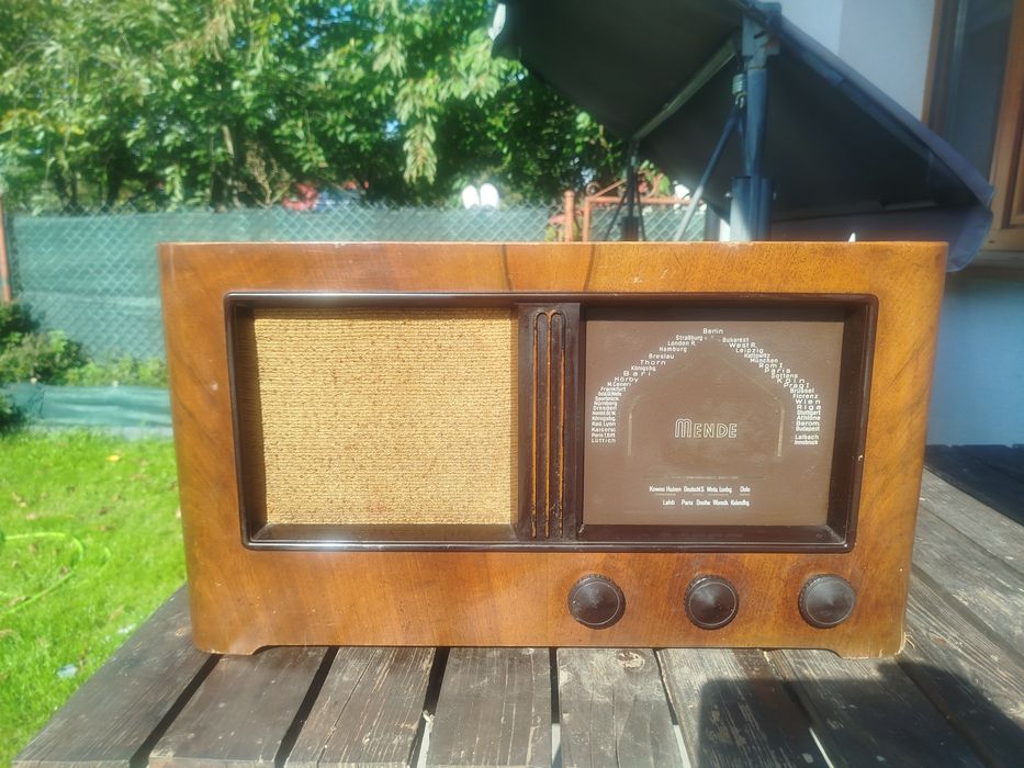 Stare radio i gramofon.