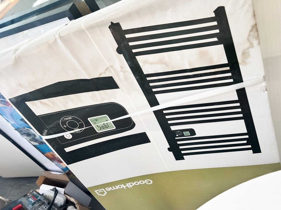 Grzejnik elektryczny GoodHome Melton 500 w czarny