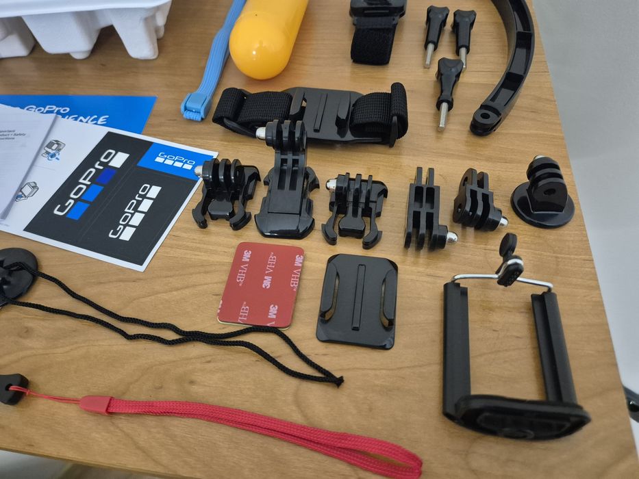 GoPro Hero 13 + duży zestaw akcesoriów – stan bdb