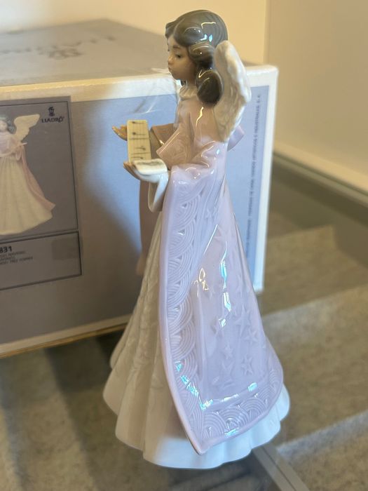 Lladró - Tree topper - Angel Navidad (5831)