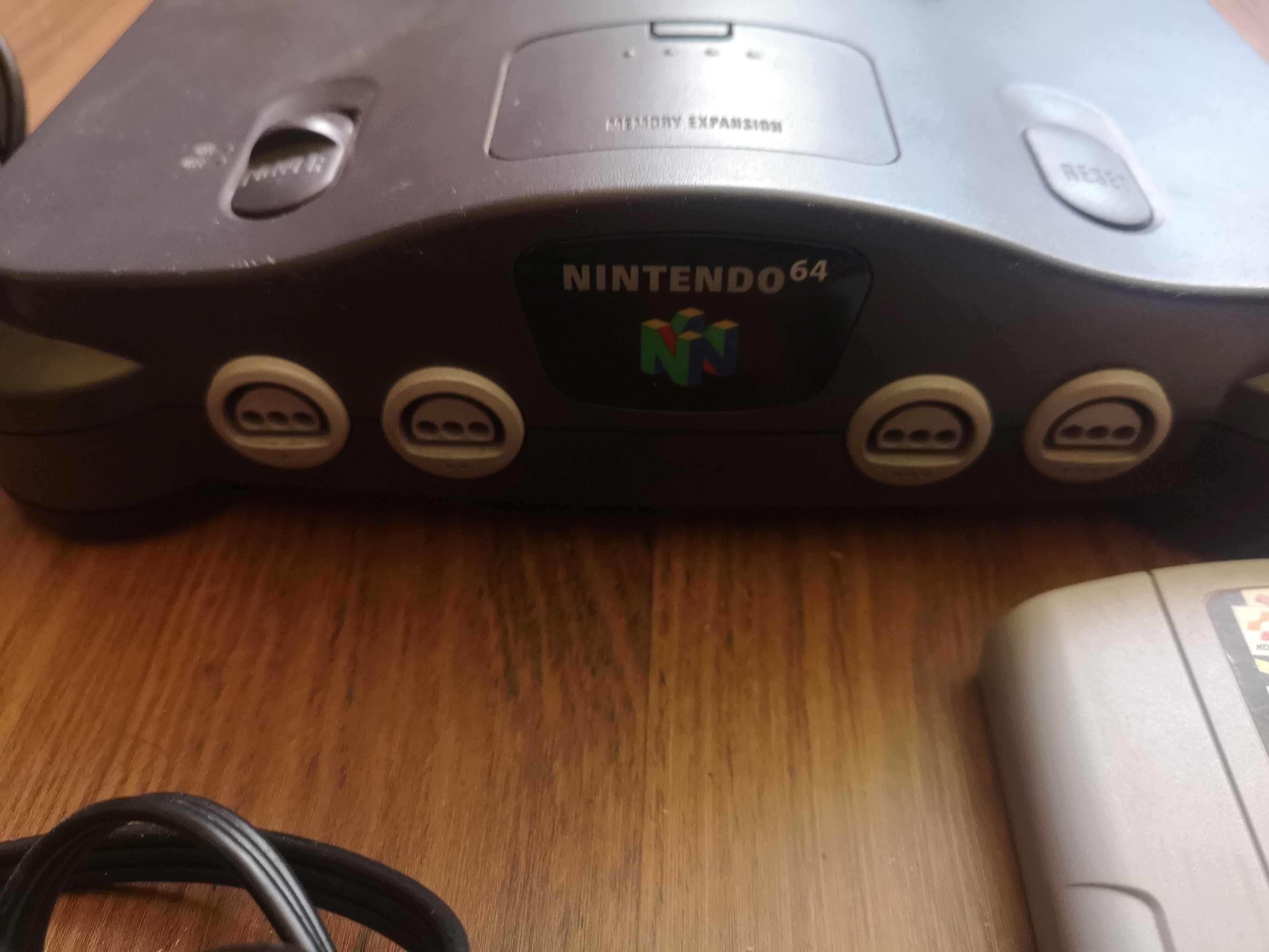 NINTENDO 64 konsolka 2 pady 3 Gry itp.