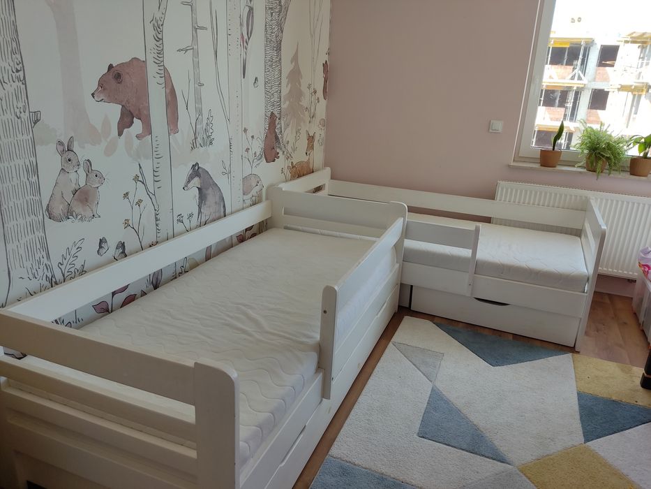 Łóżko drewniane z materacem lub bez