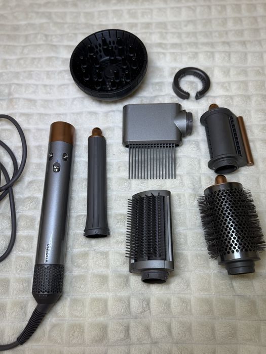 Стайлер (фен) Dyson HS05