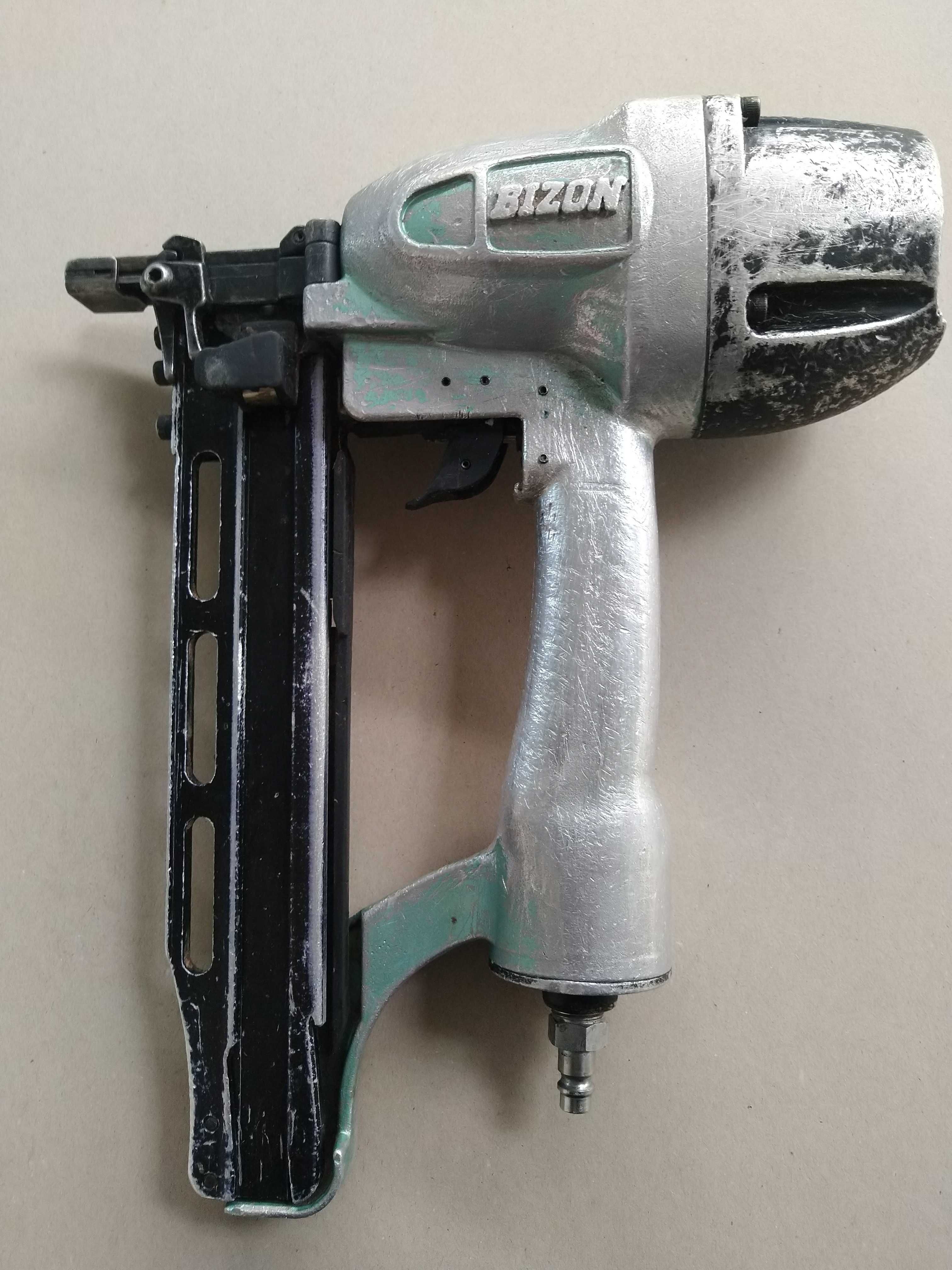 Zszywacz pneumatyczny stolarski, meblarski 14/50-B81 -15szt dostępnych