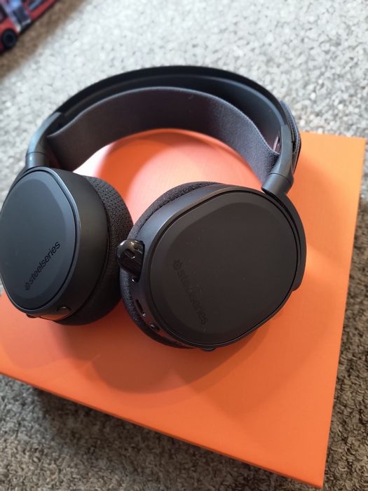Słuchawki SteelSeries Arctis 7+ Wireless