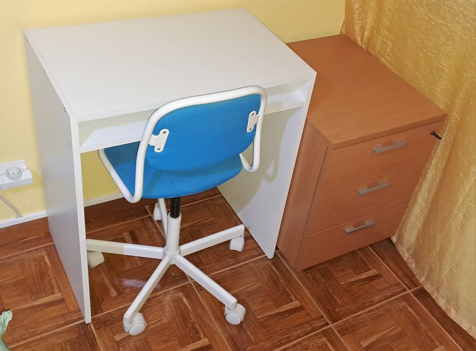 Conjunto Secretaria + Cadeira + Movel de Gavetas