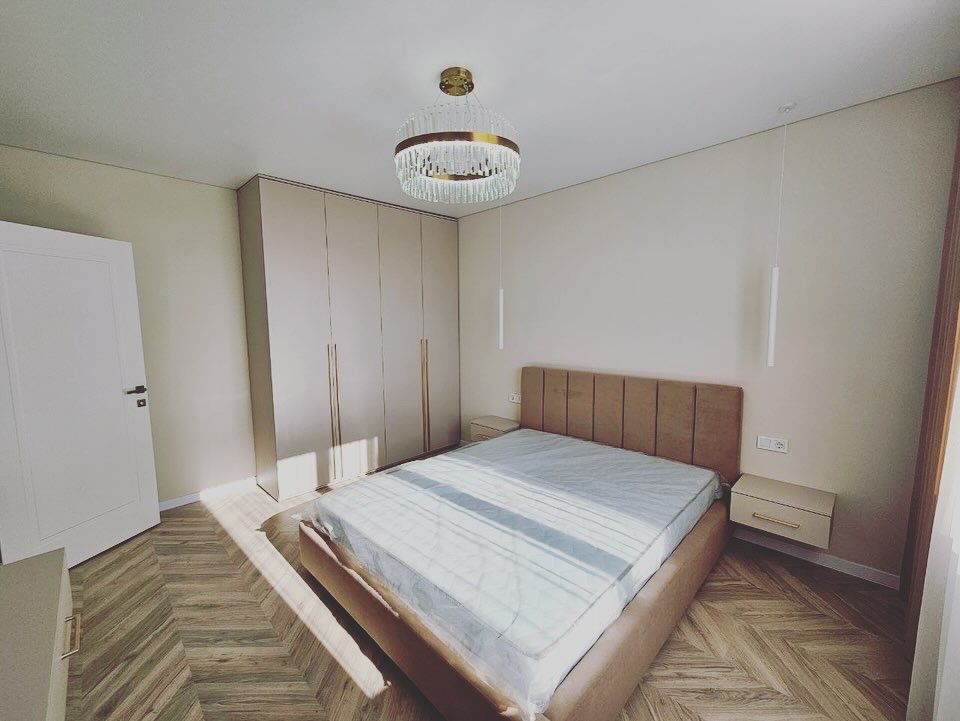 Продається 1,5 кімнатна квартира на Словʼянській Набережній