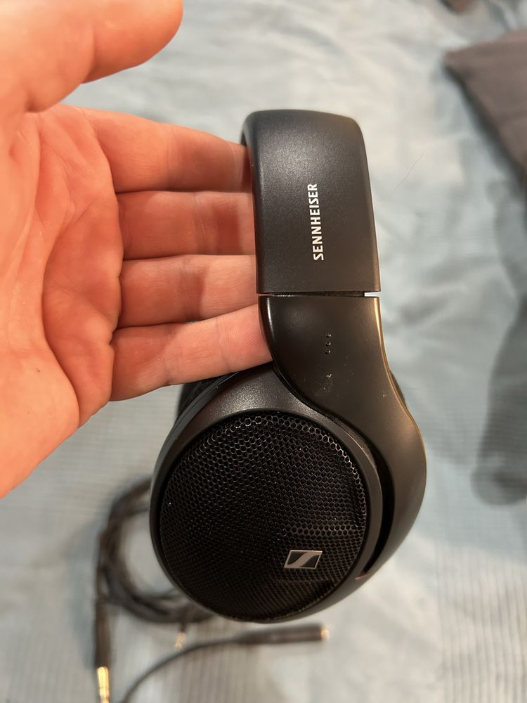 Sennheiser HD560S