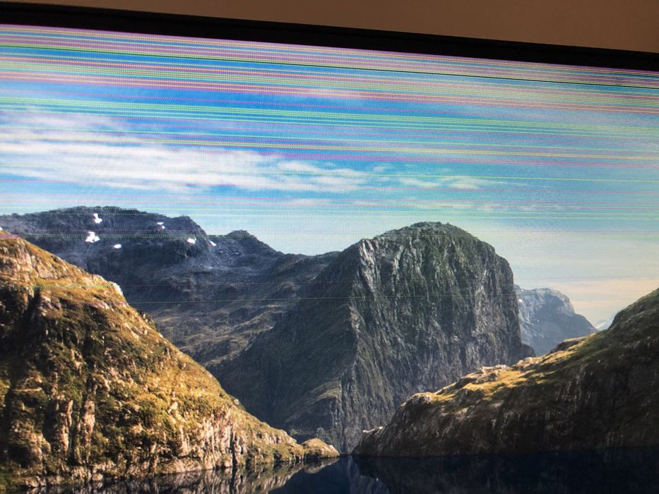 Monitor 24 cali uszkodzony