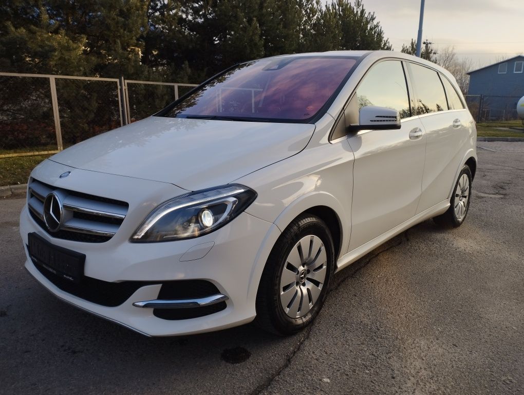 Mercedes B 250 електро 2015 31 kwt