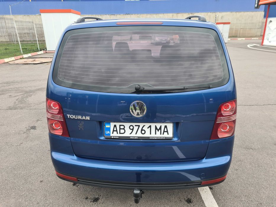 VW touran 1.6 mpi +газ добрий стан