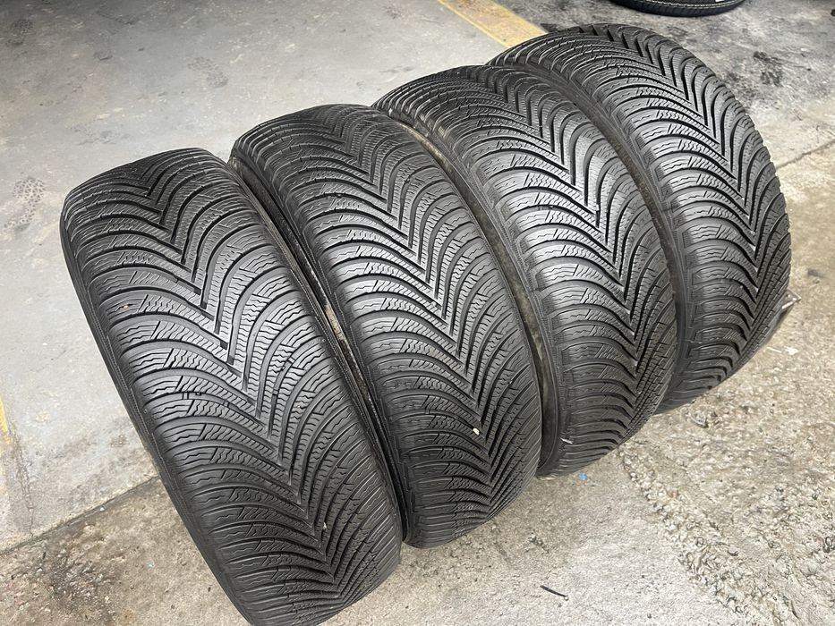 Шини зимові R16 205 60 Michelin Alpin 5 Склад Осокорки