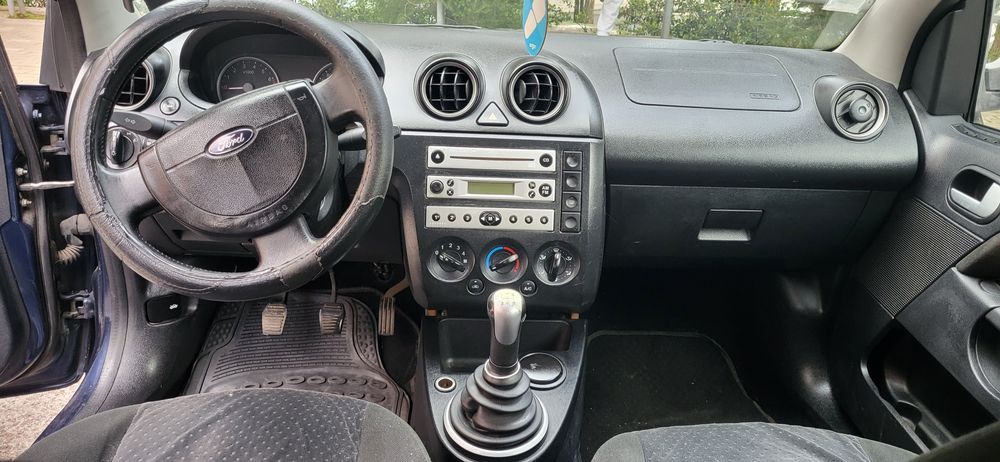 ford fiesta ghia 1.2 16v 2005