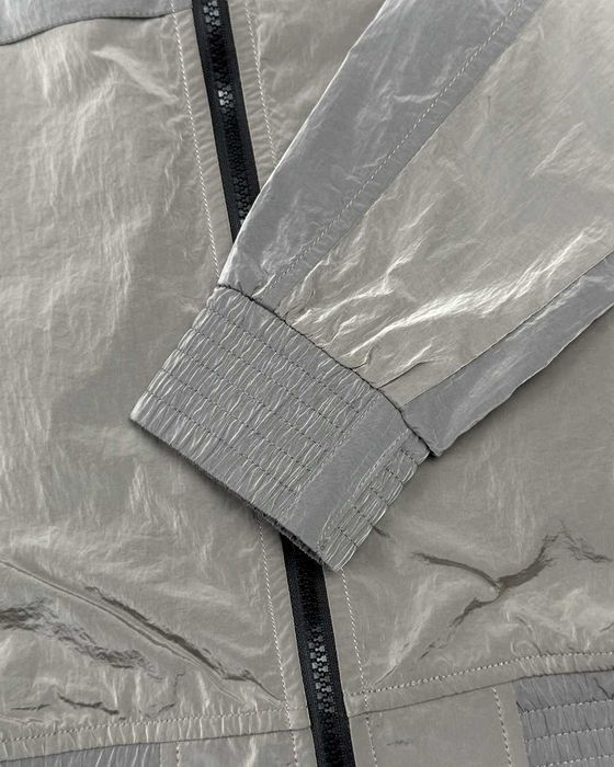 Куртка STONE ISLAND 41920 Nylon Metal Jacket Grey