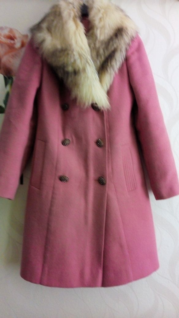 Пальто синтепоні,шапка зима пальто.,курточка кожа весна и курточка зим