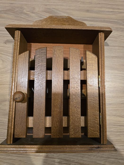 Domek na klucze skrzynka ozdobny pudełko