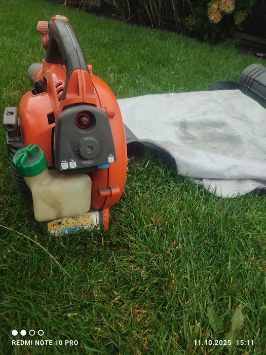 HUSQVARNA 125 BV Dmuchawo-Odkurzacz spalinowa