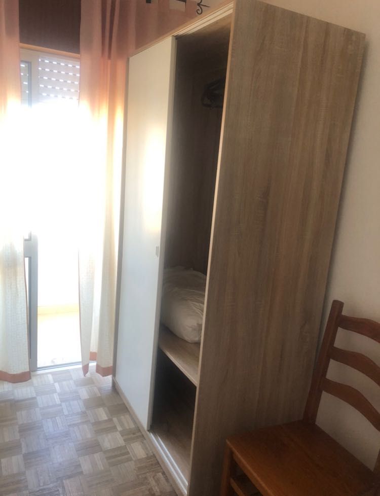Alugo 3 Quartos Raparigas Estudantes Penha - Faro
