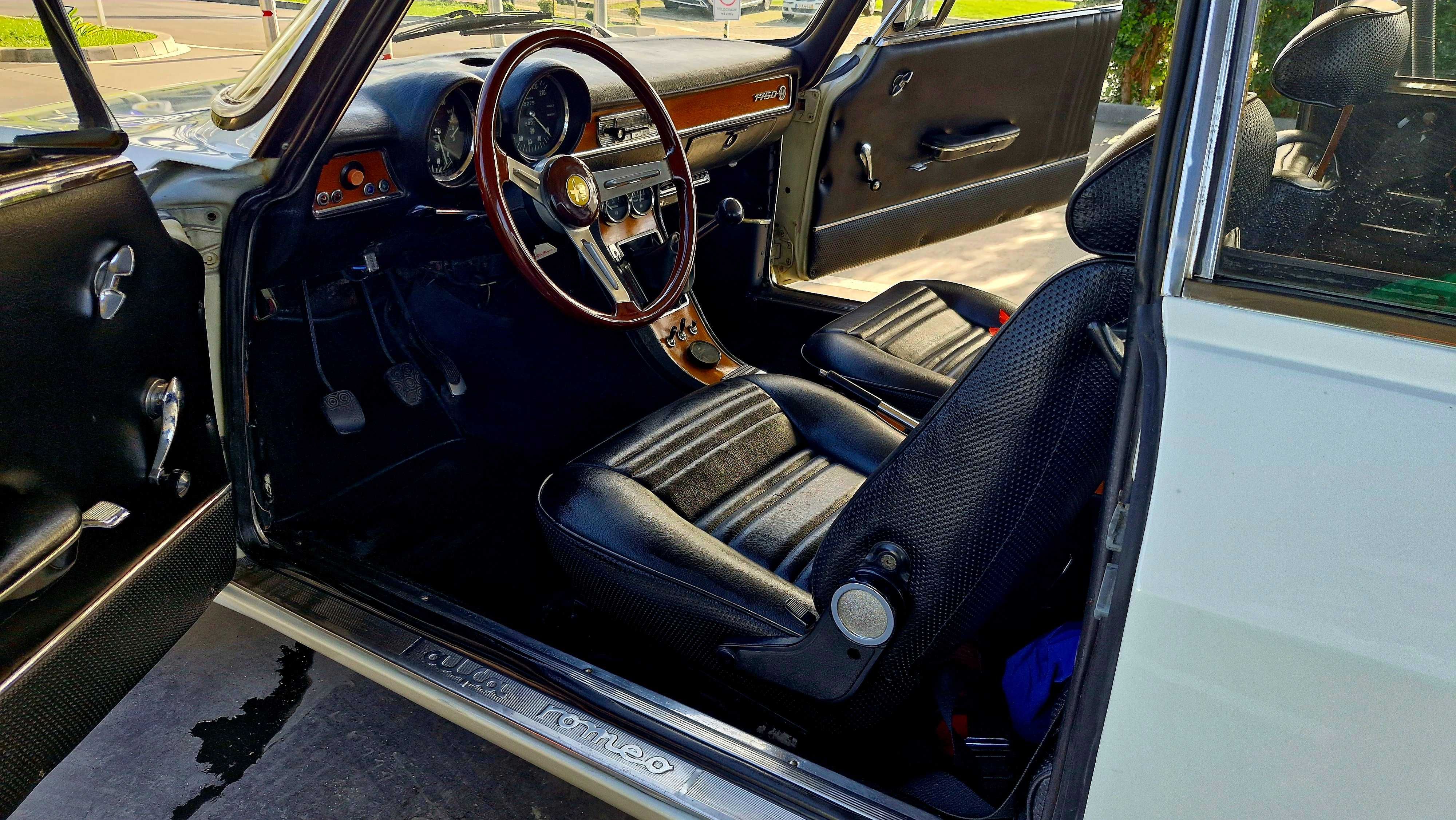 Alfa Romeo 1750 GTV