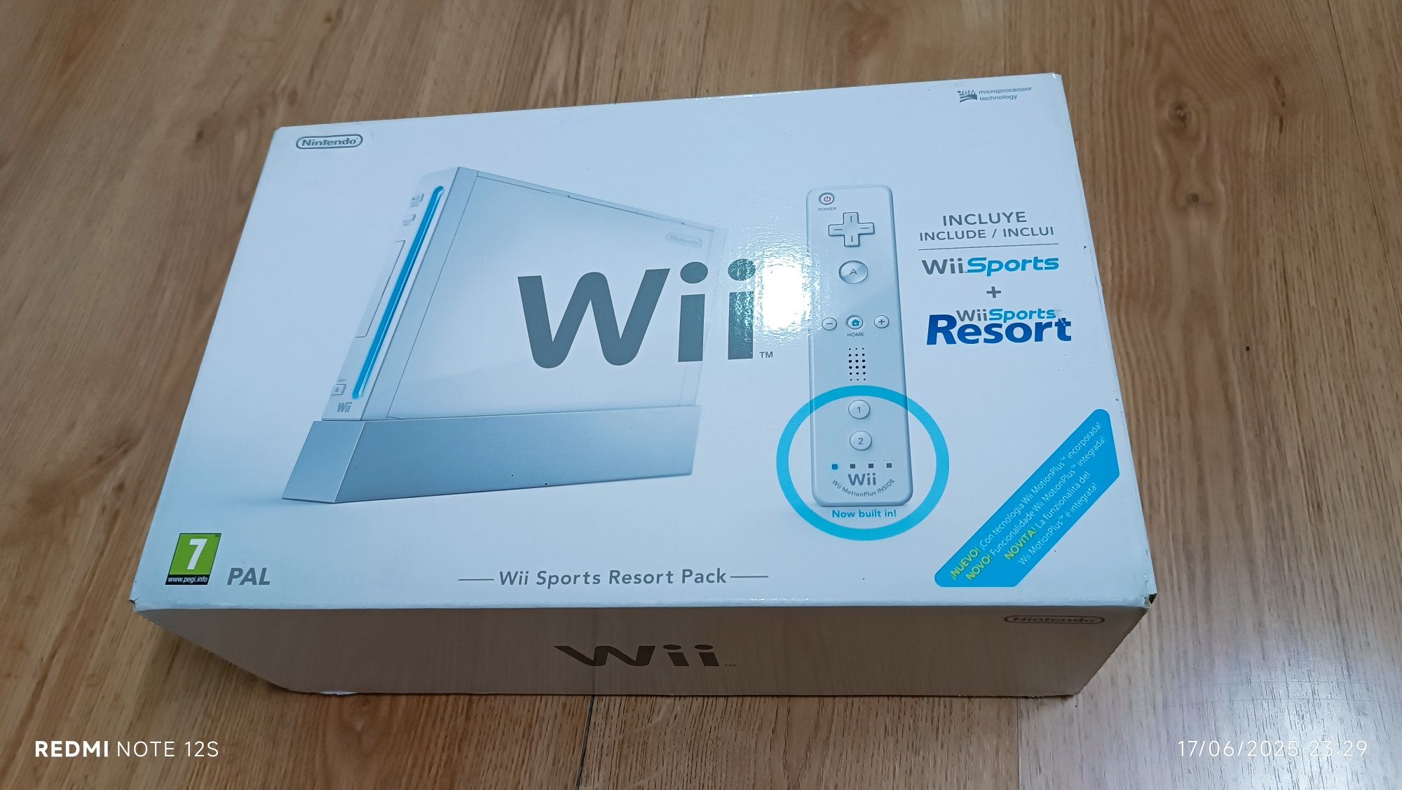 Nintendo Wii Branca - Pack Wii Sports Resort