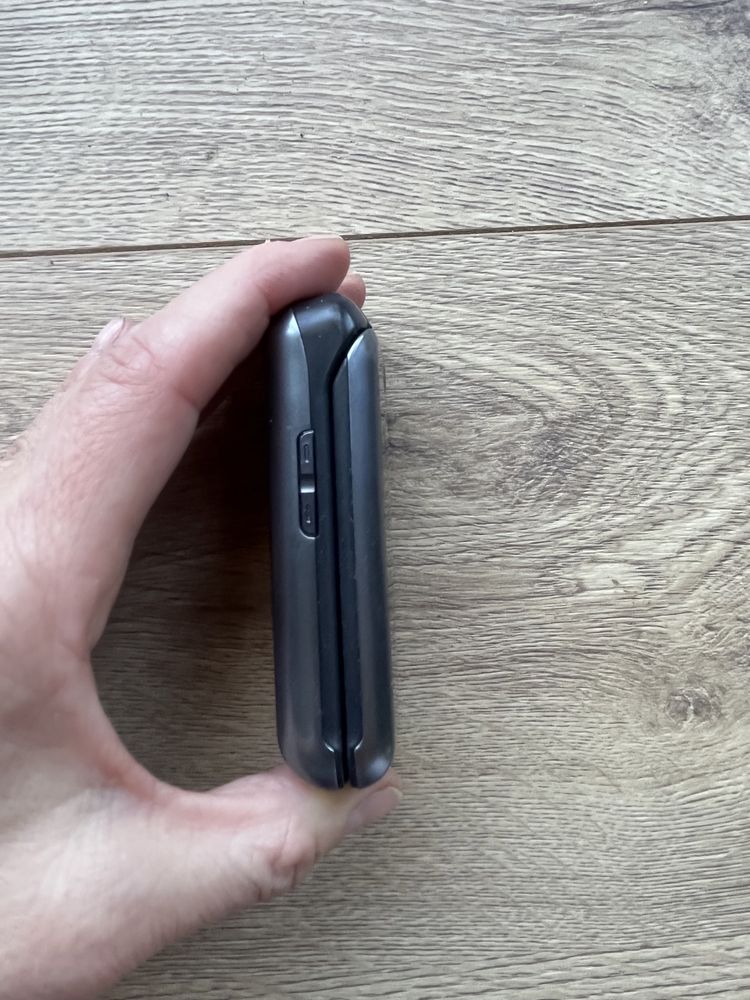 Samsung SGH-M310 klapka + ładowarka bez locka