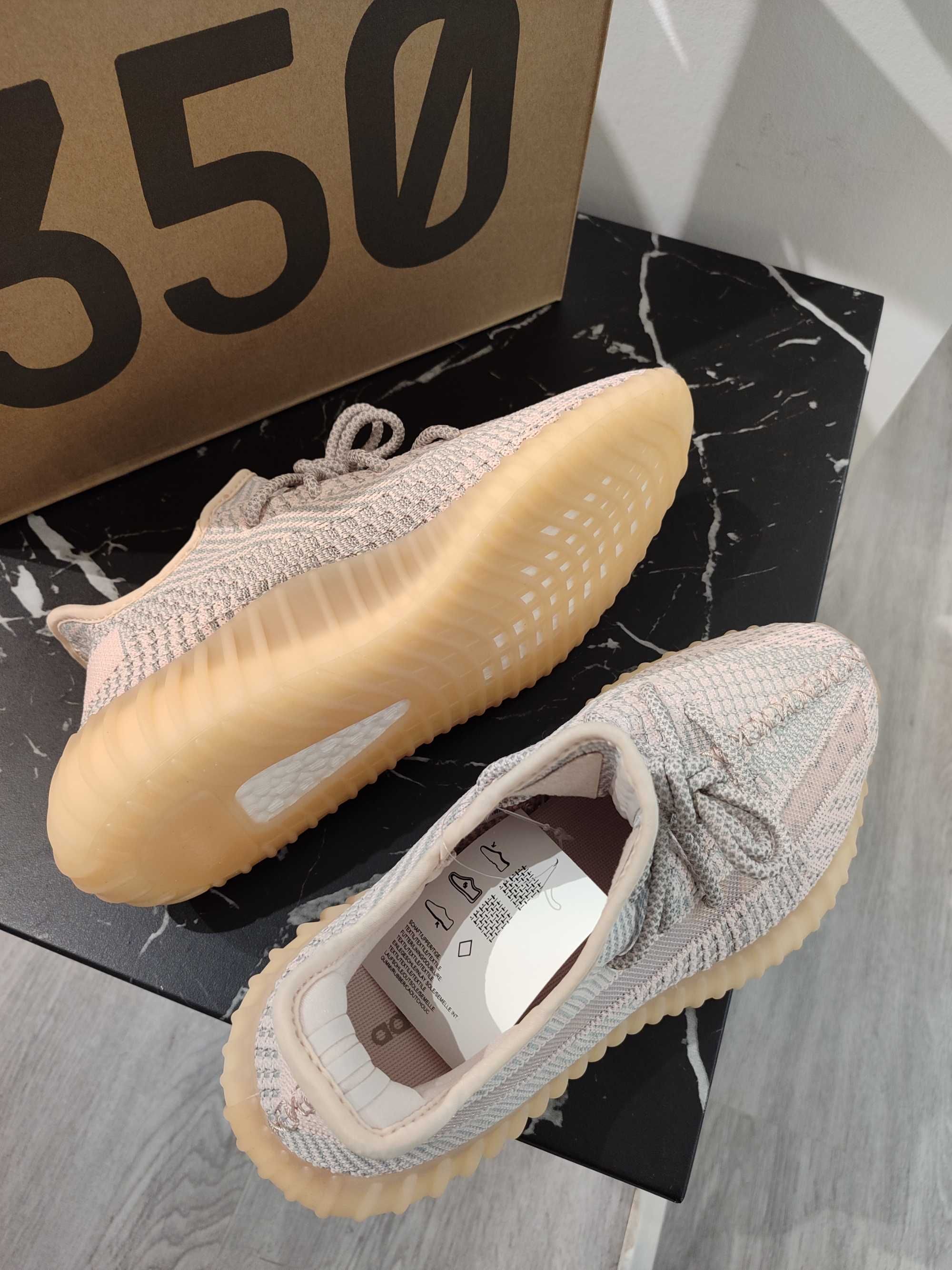 Кросівки YEEZY BOOST 350 V2 Synth (Non-reflective)