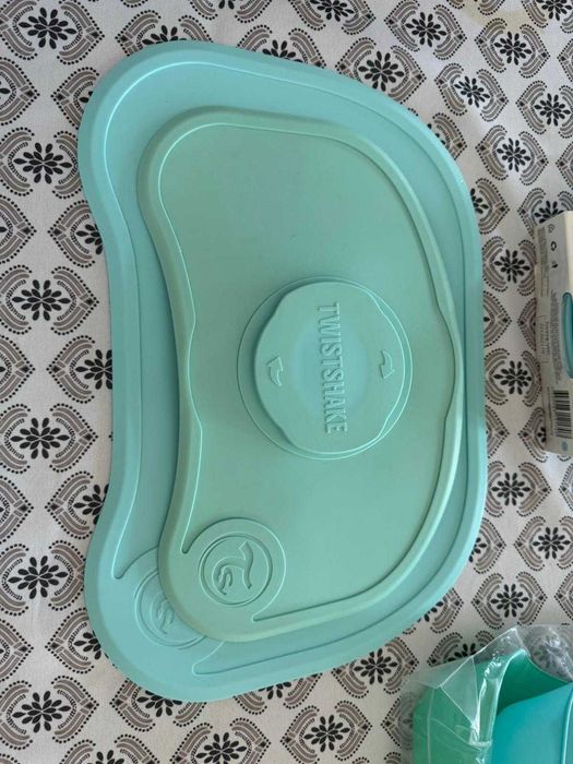 Pratos + base twistshake