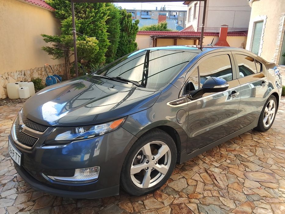 Шевроле Вольт 2011