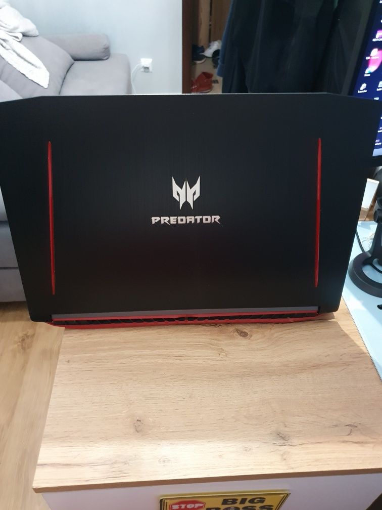 Acer predator helios 300 i7 gtx 1060