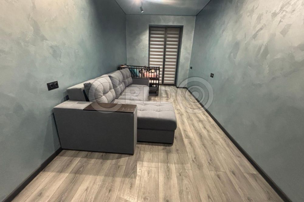 Продаж 2-х кімнатної квартири р-н "Сухої Балки". Є відновлення.