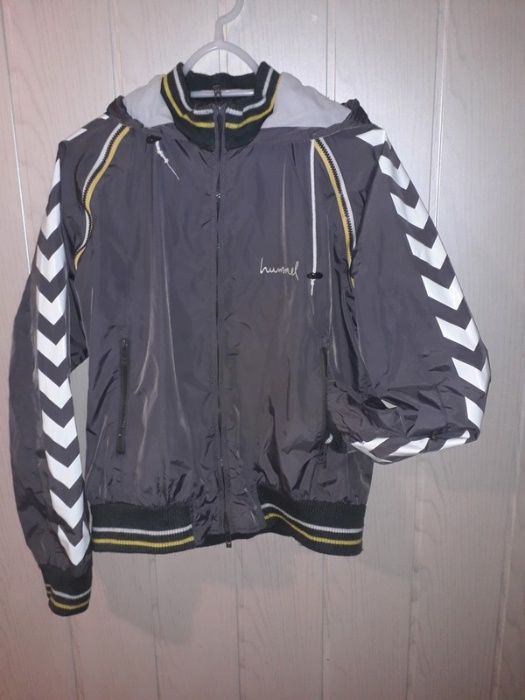 Hummel Kurtka wiatrówka męska sportowa wiosna-S,M