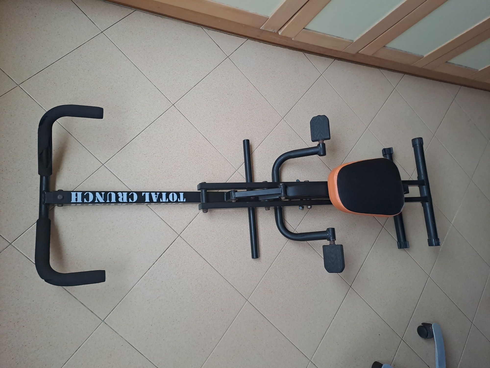 Aparelho de ginástica Total Crunch