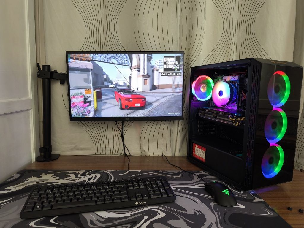 PC gamer Xeon 2680 v4 com RX 5700 XT