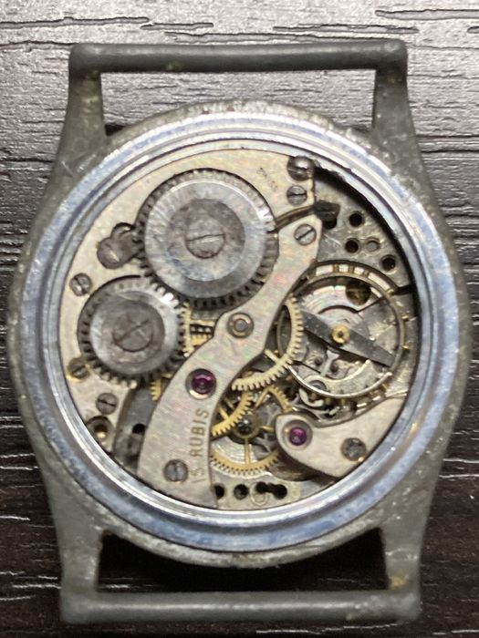 Часы наручные NISUS